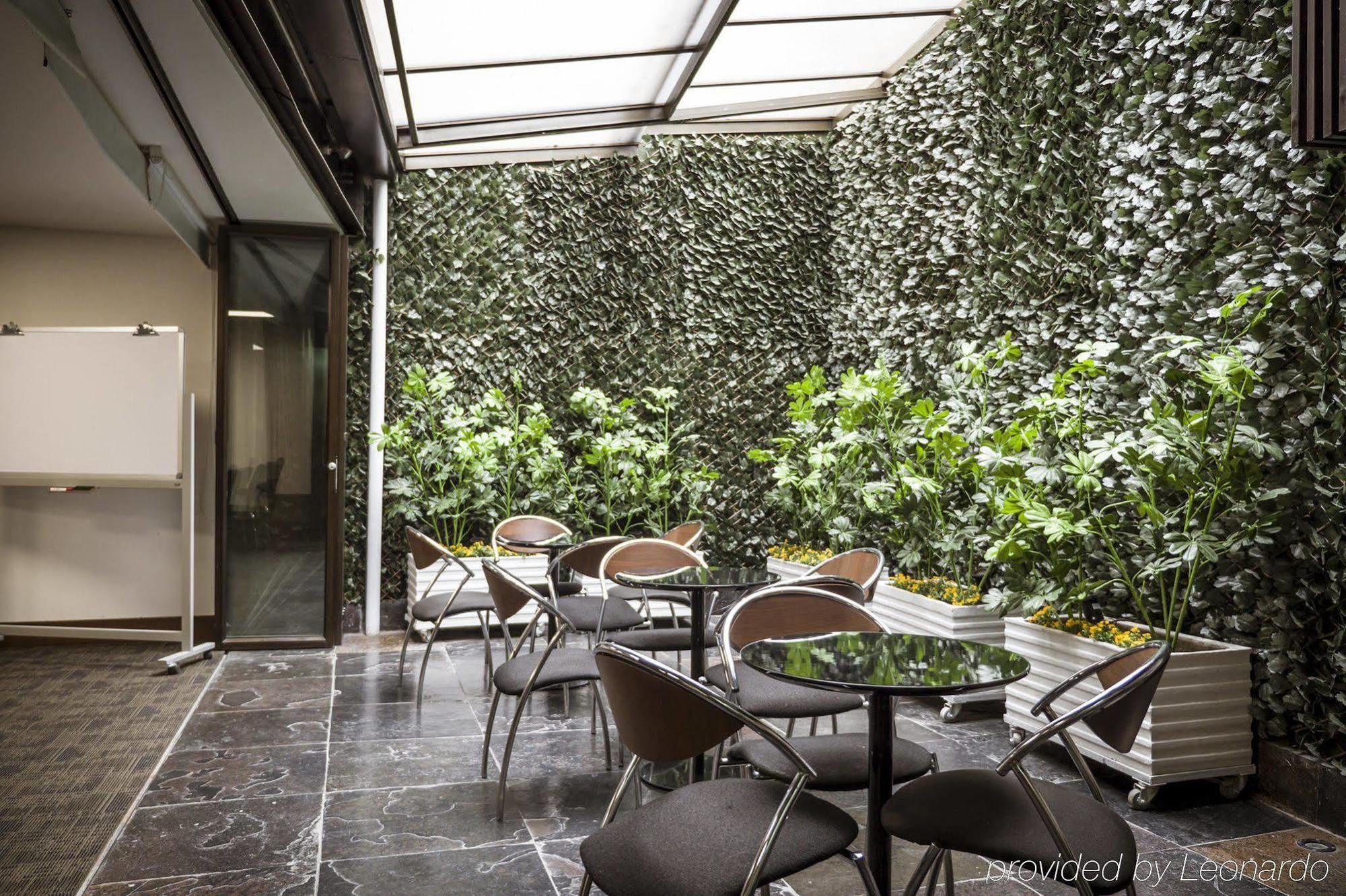 Hotel Lugano Suites Bogota Exterior photo